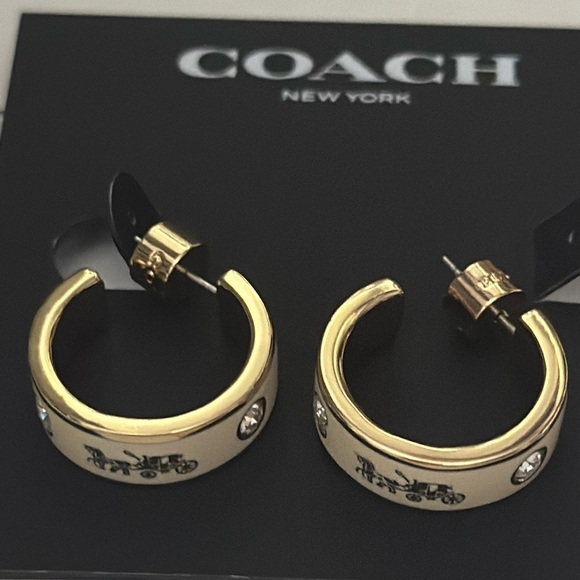Coach gold and chalk horse and carriage earrings with hearts and flowers and gem - Picture 3 of 5